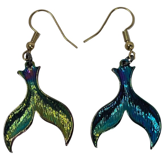 Rainbow metallic metal mermaid tail earrings NEW - Picture 5 of 6